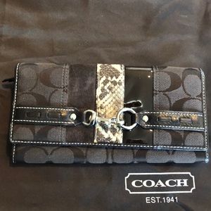 Coach wallet